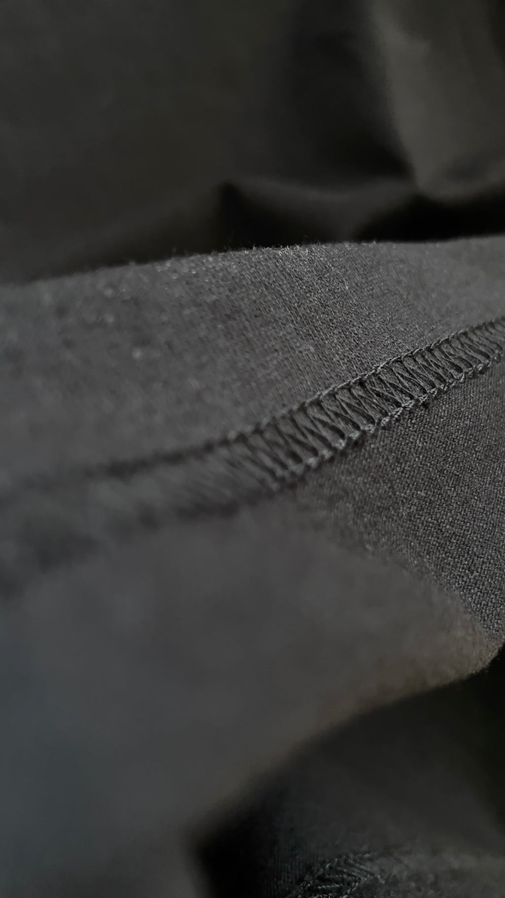 PLAYERA BLACK 240 GSM