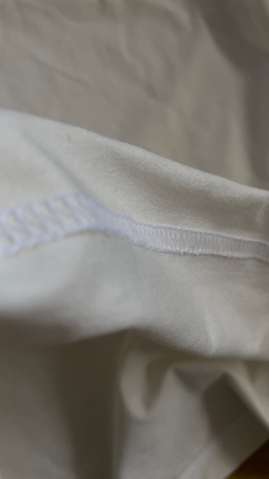 PLAYERA IVORY 240 GSM